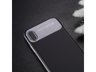 Baseus iPhone X/Xs Slim Lotus Case mit Soft TPU Frame in schwarz