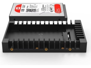 Orico 2.5" to 3.5" Hard Drive SSD Adapter